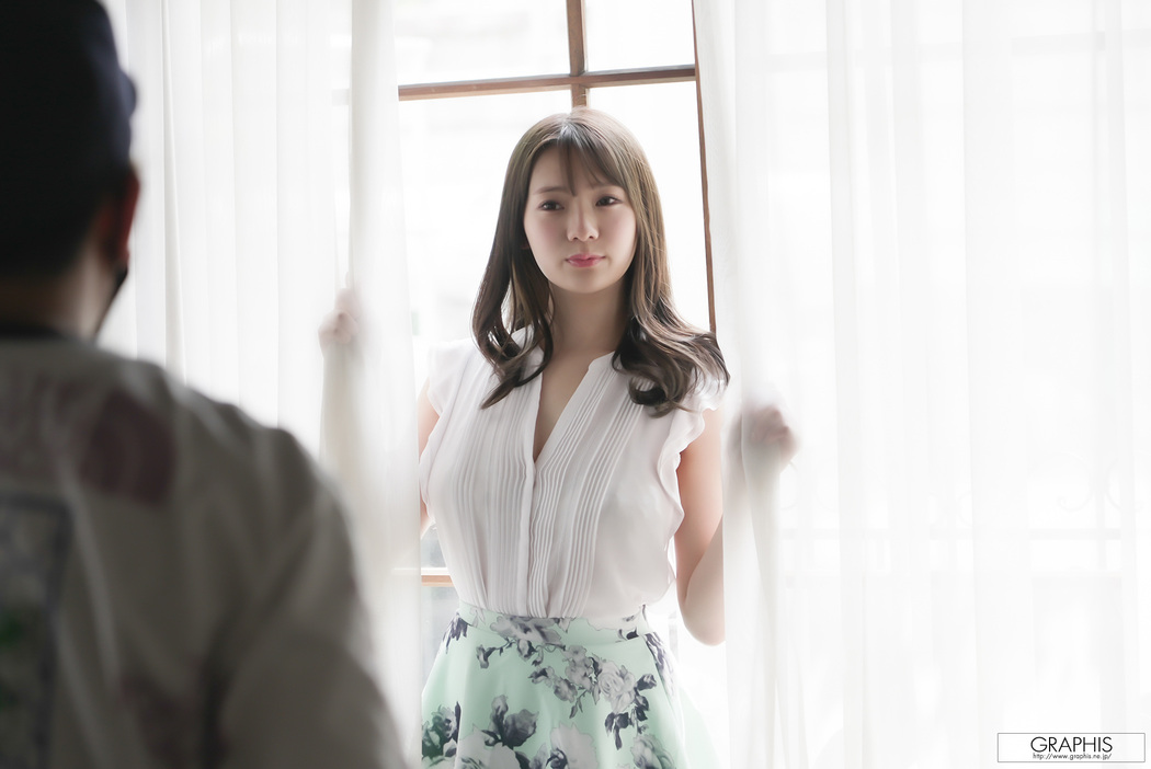 Uta Hayano はやのうた, [Graphis] First Gravure MAKING Cover Photo
