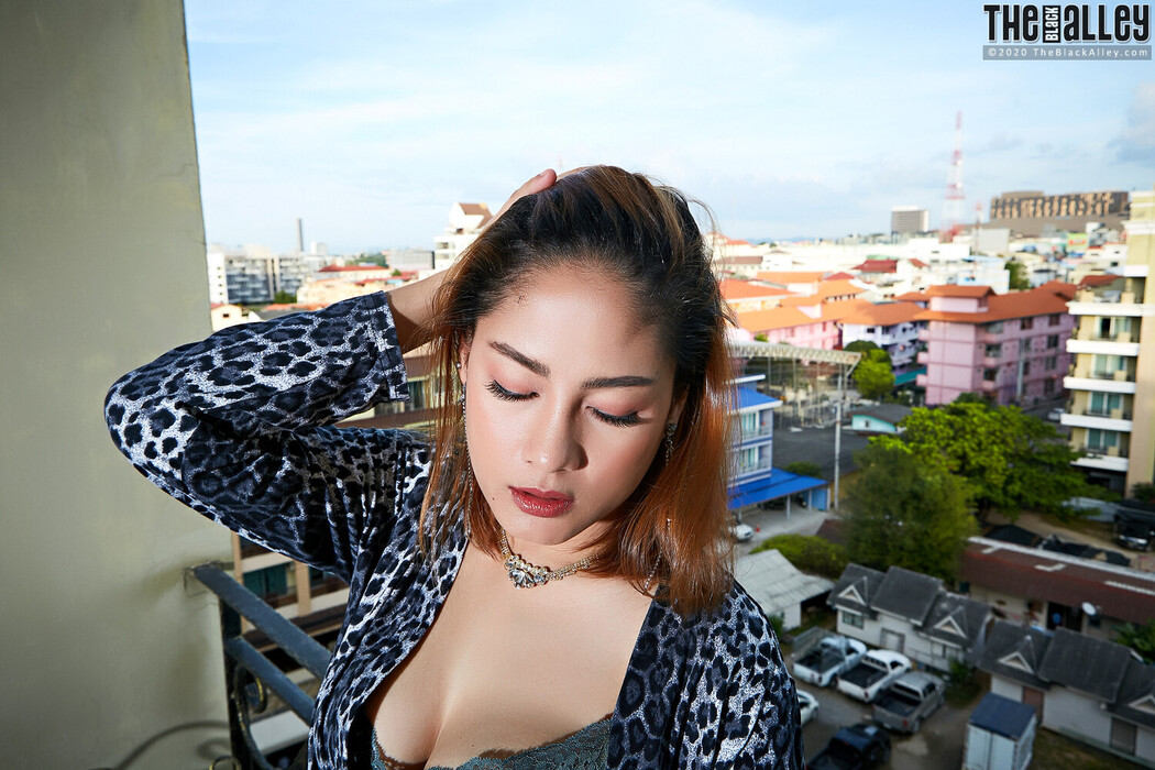 [The Black Alley] Winny Sung Photo Set.165 (2020.11.23)