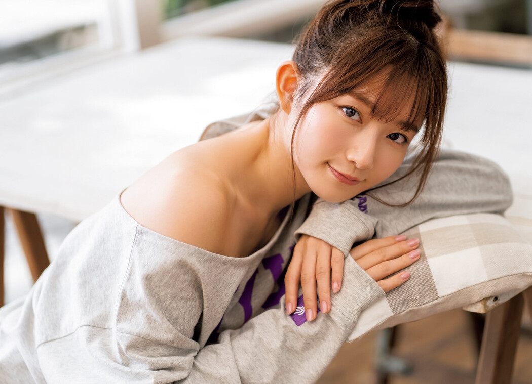 Nagisa Aoyama 青山なぎさ, Young Jump 2021 No.48 (ヤングジャンプ 2021年48号)