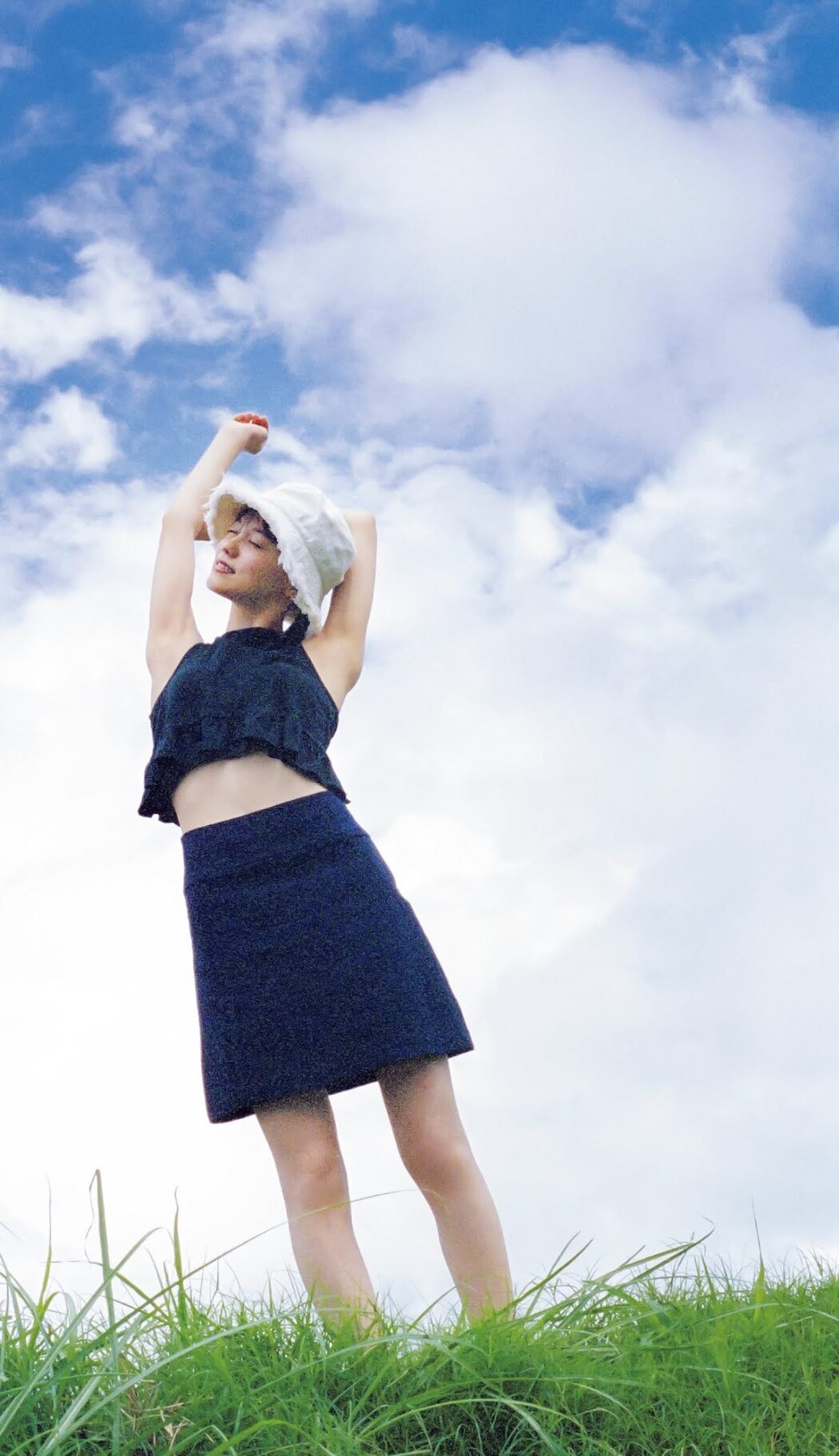 Sara Shida 志田彩良, Young Jump 2021 No.48 (ヤングジャンプ 2021年48号)