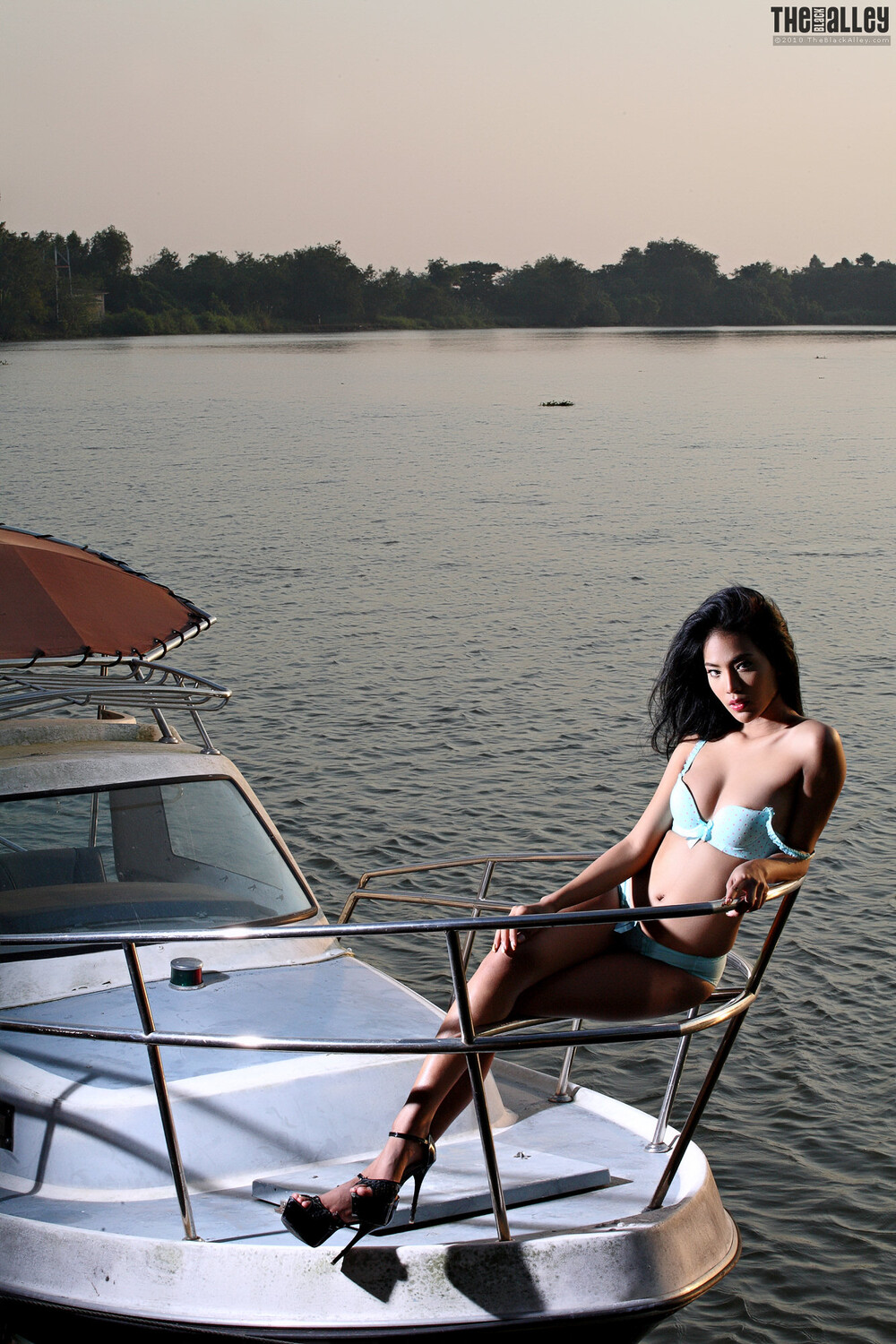 [The Black Alley] Arya Photo Set.18 (2016.01.07)