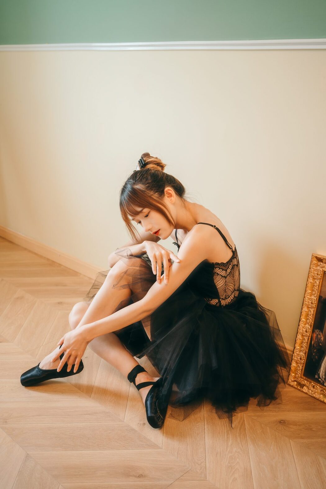 Coser@兔子Zzz不吃胡萝卜 – 足尖上的温柔