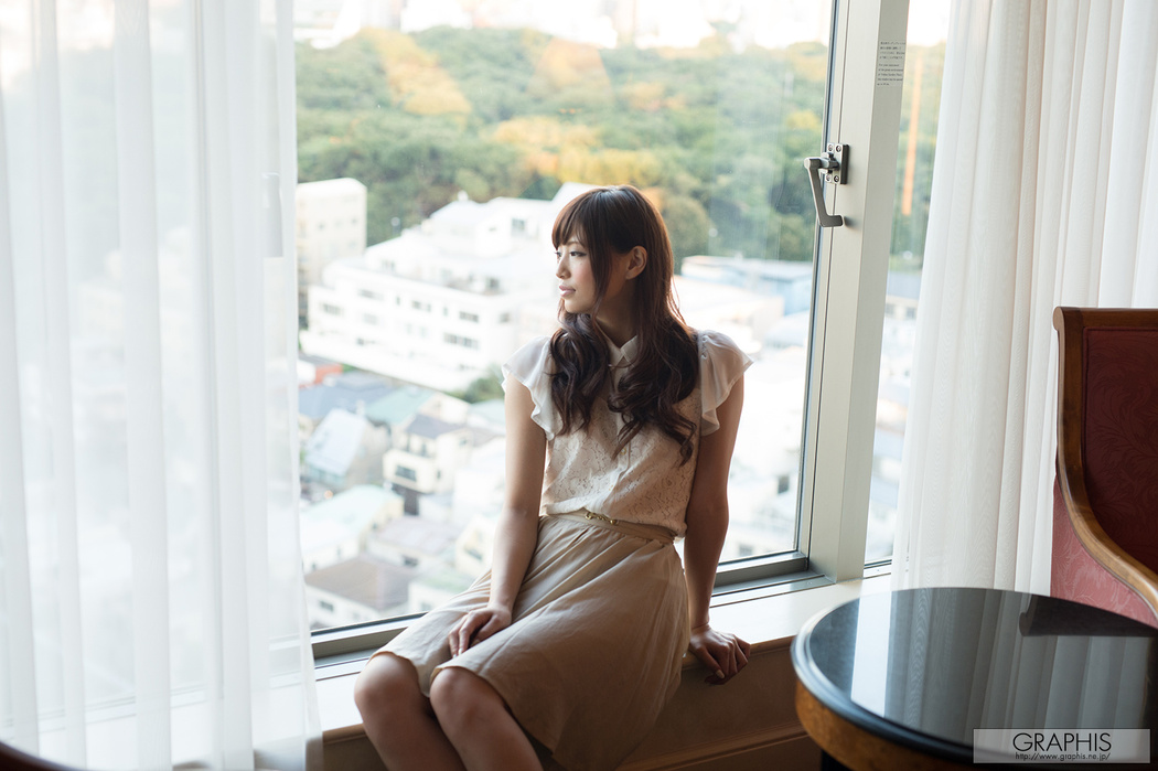 Harumi Tachibana 立花はるみ, [Graphis] Gals We Rise Vol.03 Cover Photo