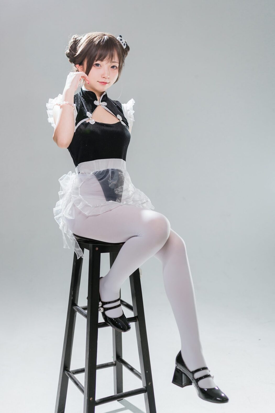 Coser@花铃 – 小熊猫女仆