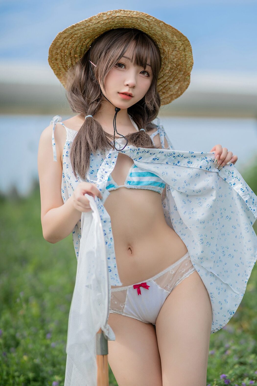 Coser@花铃 – 田野 Cover Photo