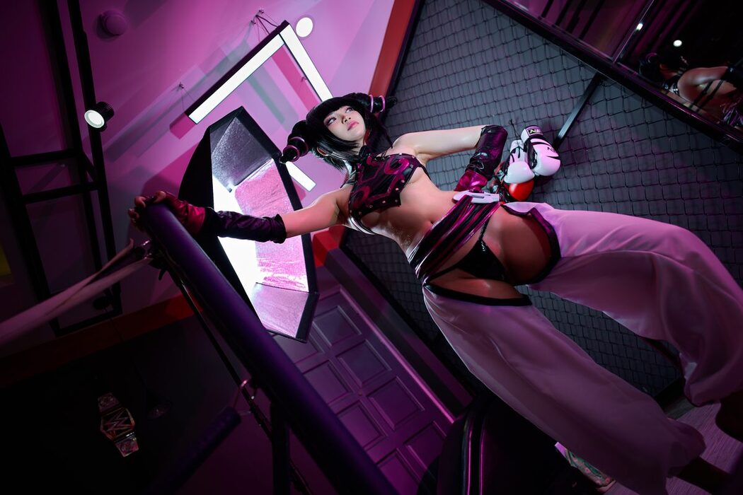 Coser@ZinieQ – Juri Han