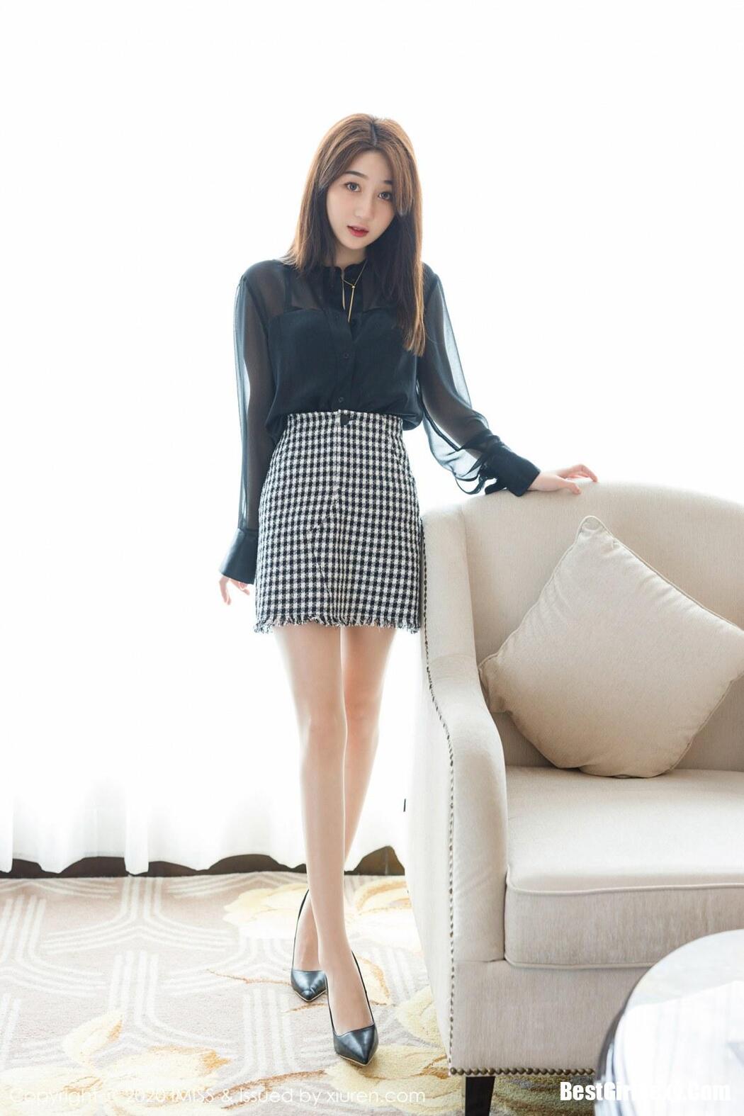 [IMISS] Vol.454 Stockings beautiful legs photo Xiao Jiu Yue