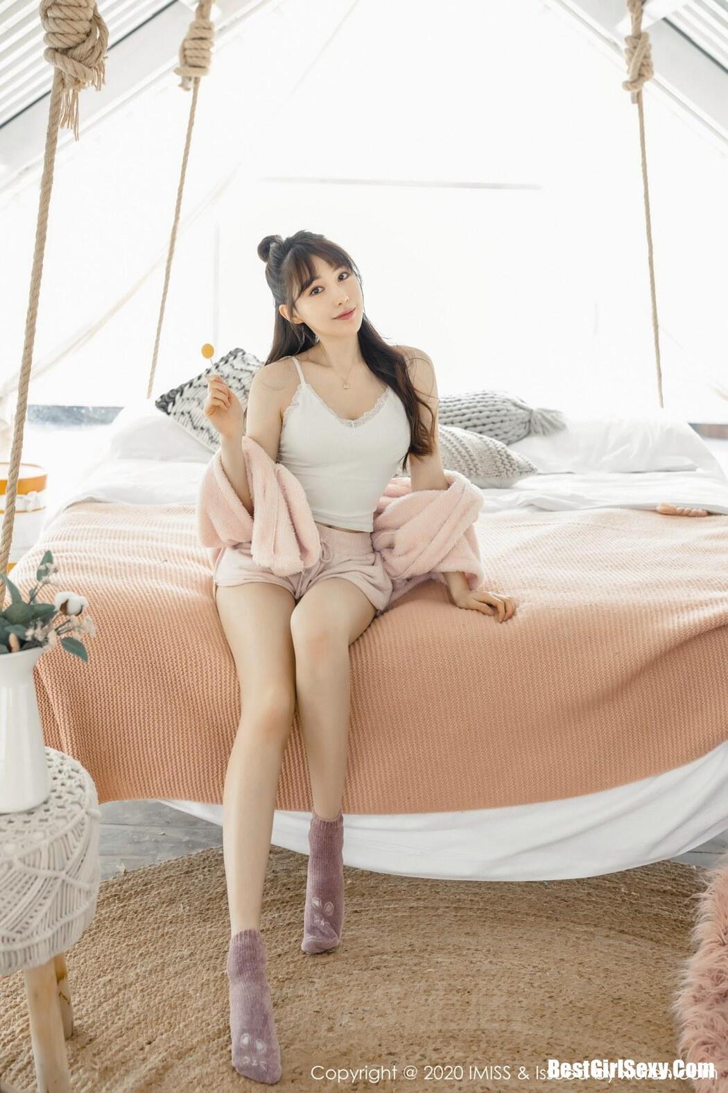[IMISS] Vol.457 Liu Yi Ning Temperament Goddess Sexy Photo