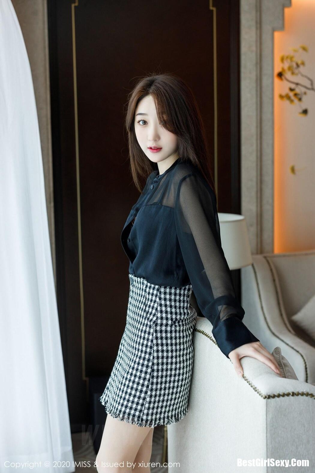 [IMISS] Vol.454 Stockings beautiful legs photo Xiao Jiu Yue