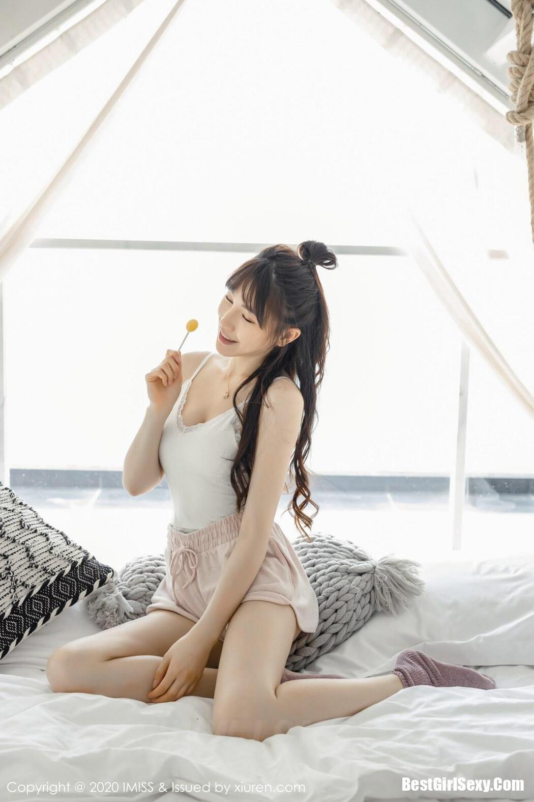 [IMISS] Vol.457 Liu Yi Ning Temperament Goddess Sexy Photo