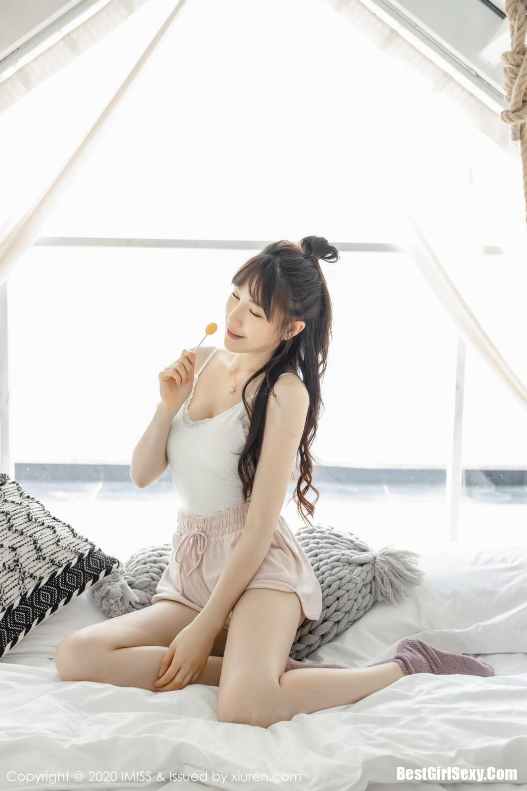 [IMISS] Vol.457 Liu Yi Ning Temperament Goddess Sexy Photo