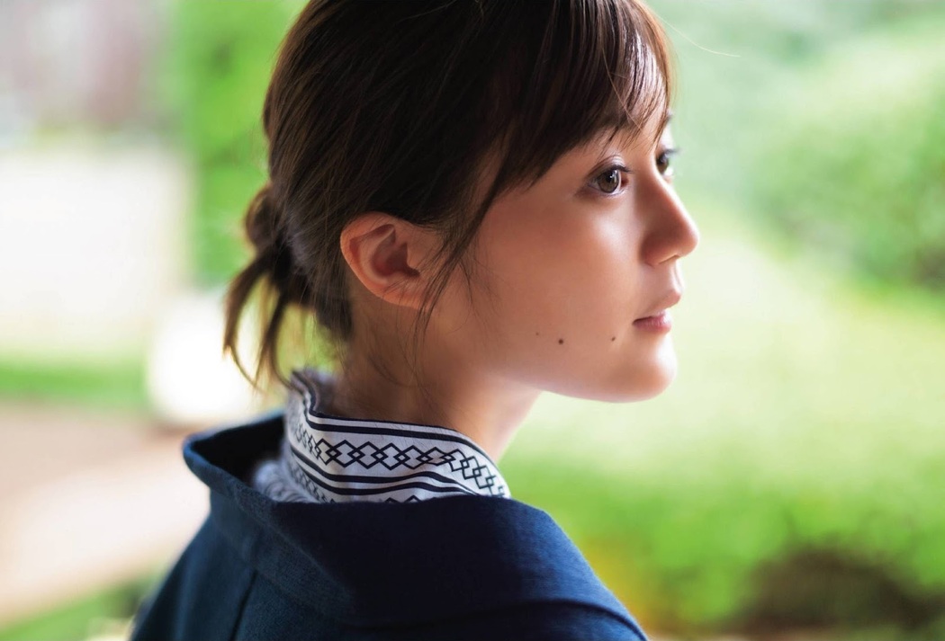 Erika Ikuta 生田絵梨花, FRIDAY 2021.12.24 (フライデー 2021年12月24日号)