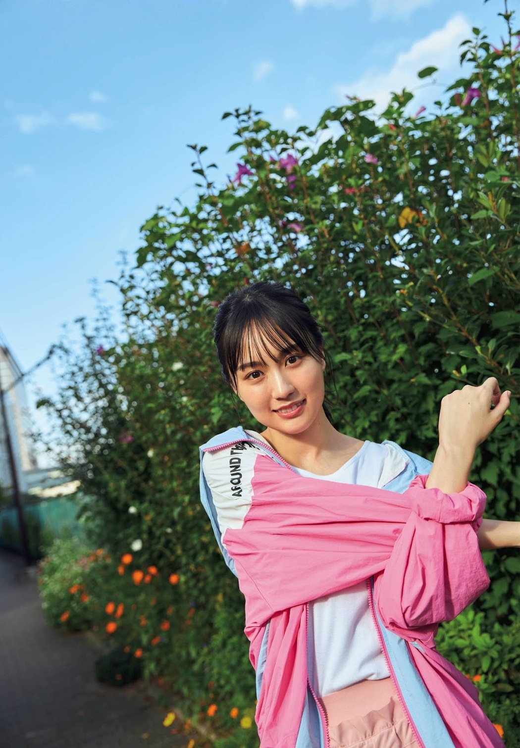Haruka Kaki 賀喜遥香, Platinum Flash 2021 Vol.17