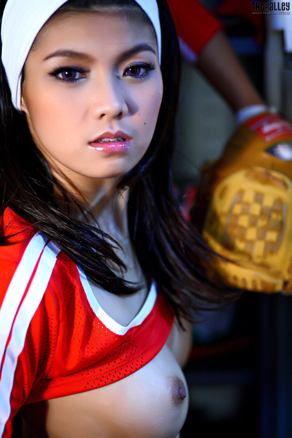 [The Black Alley] Arada Photo Set.05