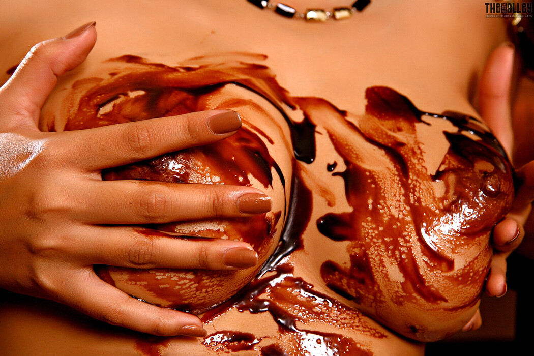 [The Black Alley] Monica Jong Vip Zone Set.04