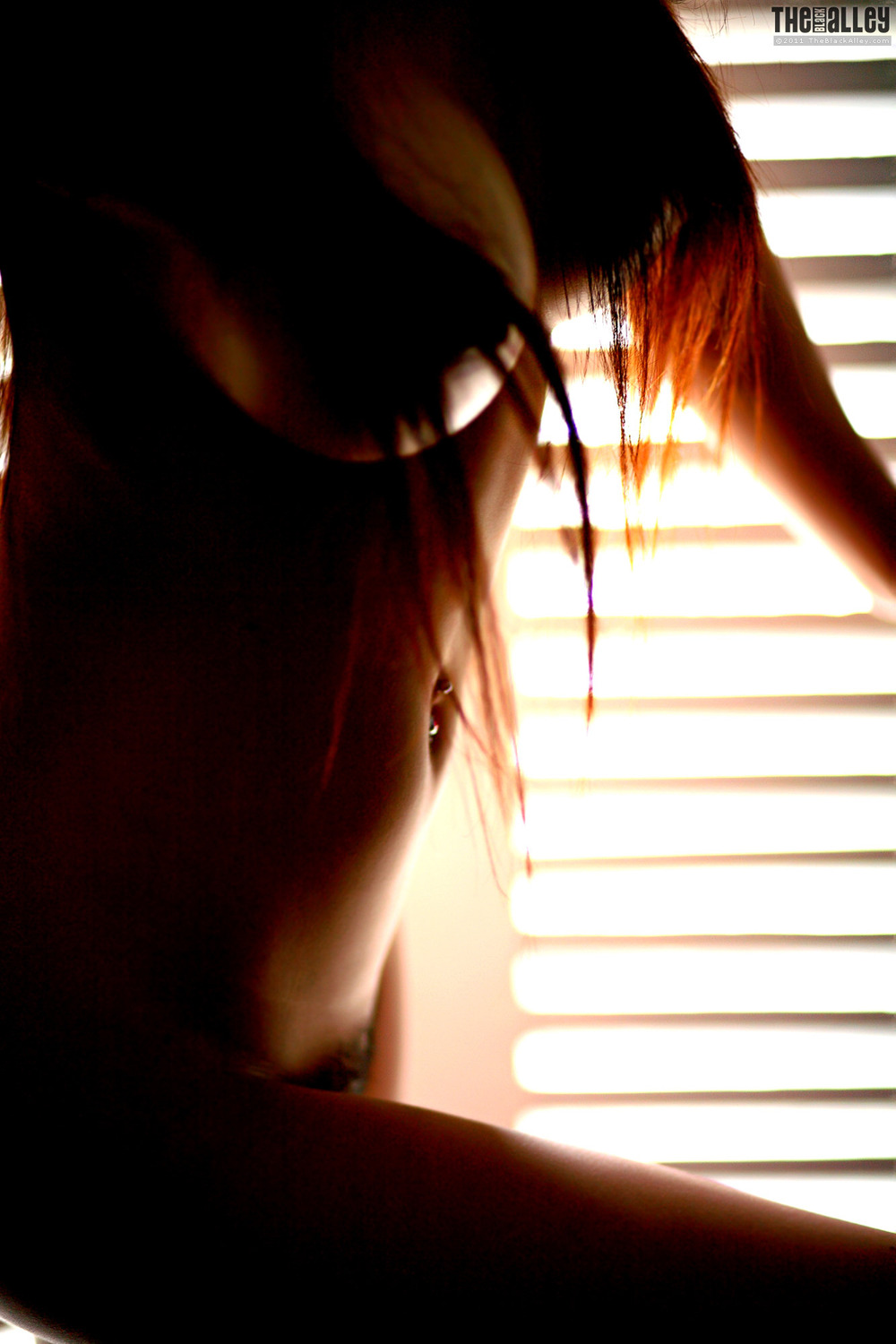 [The Black Alley] Juliana Young Photo Set.01