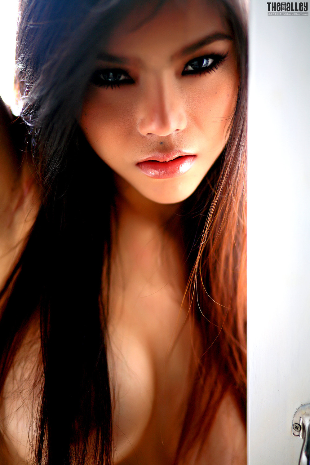 [The Black Alley] Juliana Young Photo Set.01