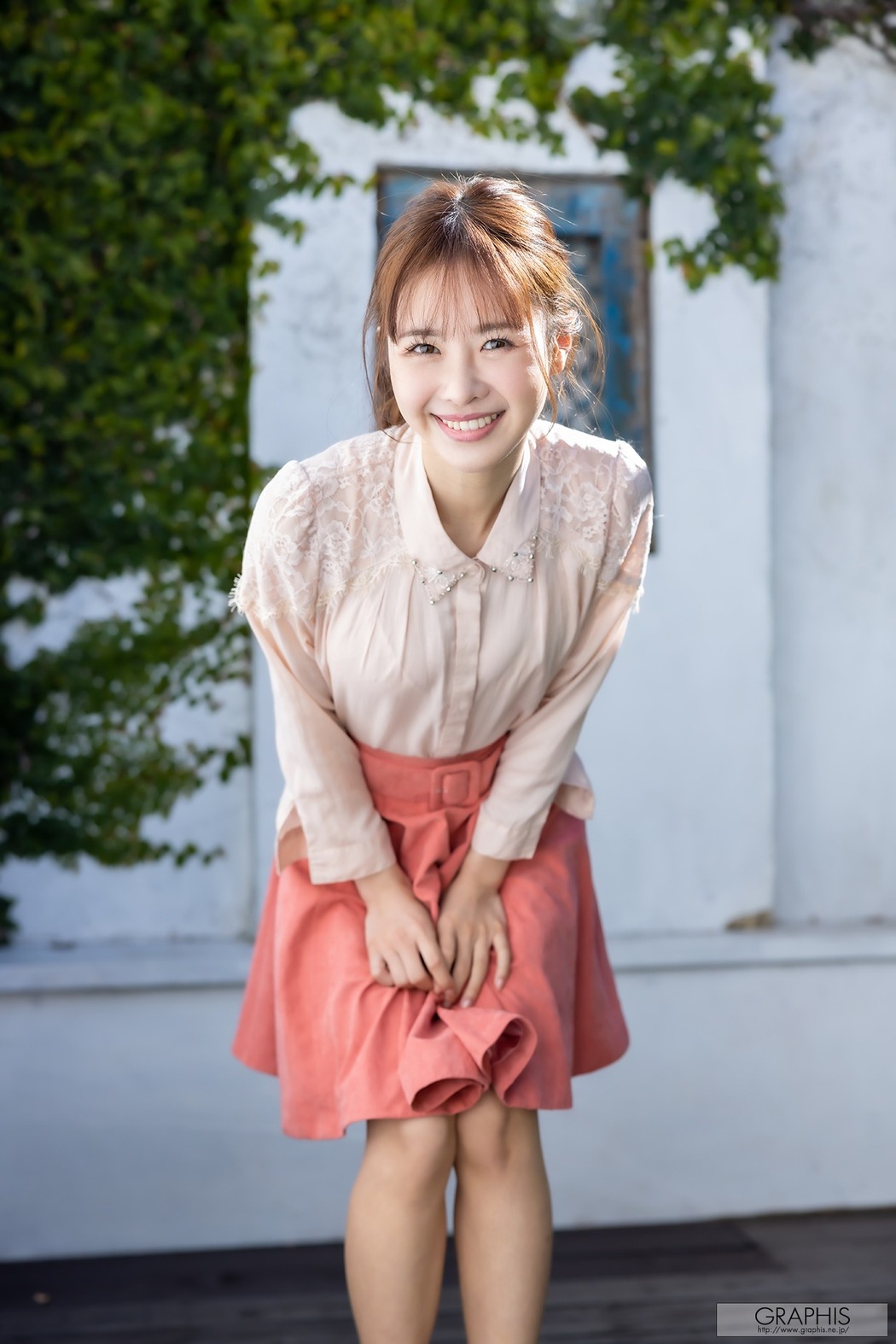 Rio Kuriyama 栗山莉緒, [Graphis] Gals &#8220;Smile&#8221; Vol.01
