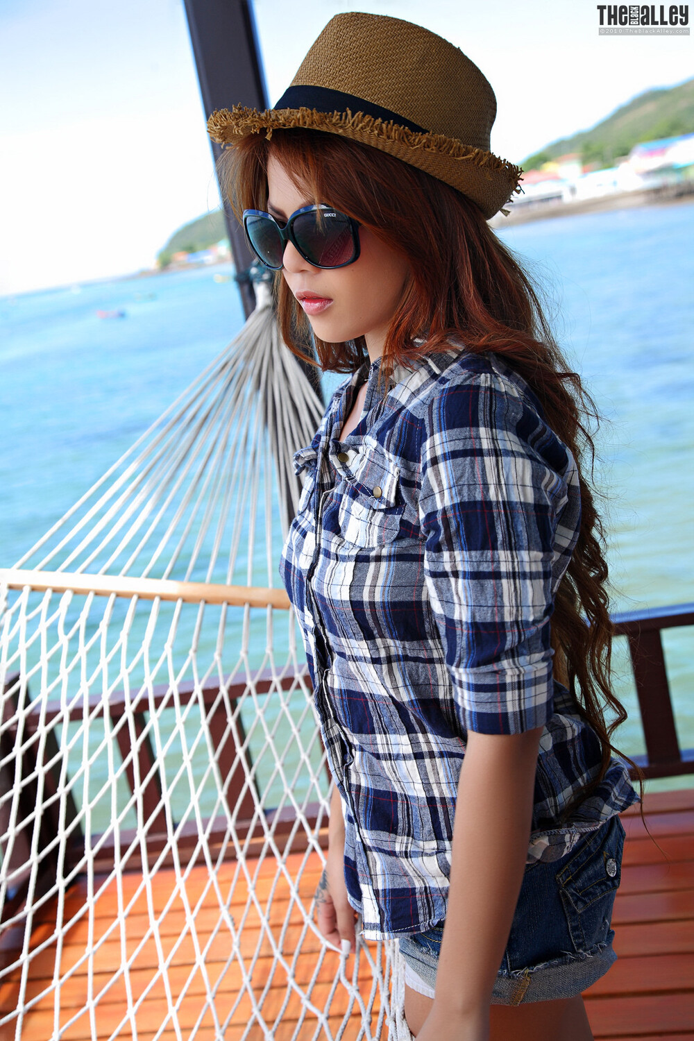 [The Black Alley] Lynn Photo Set.09