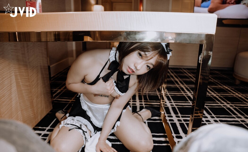 JVID精品 四点全开单点性玩物美尻钟点女仆 玩具 束缚 性玩物 丝袜淫穴爆表 Set.03