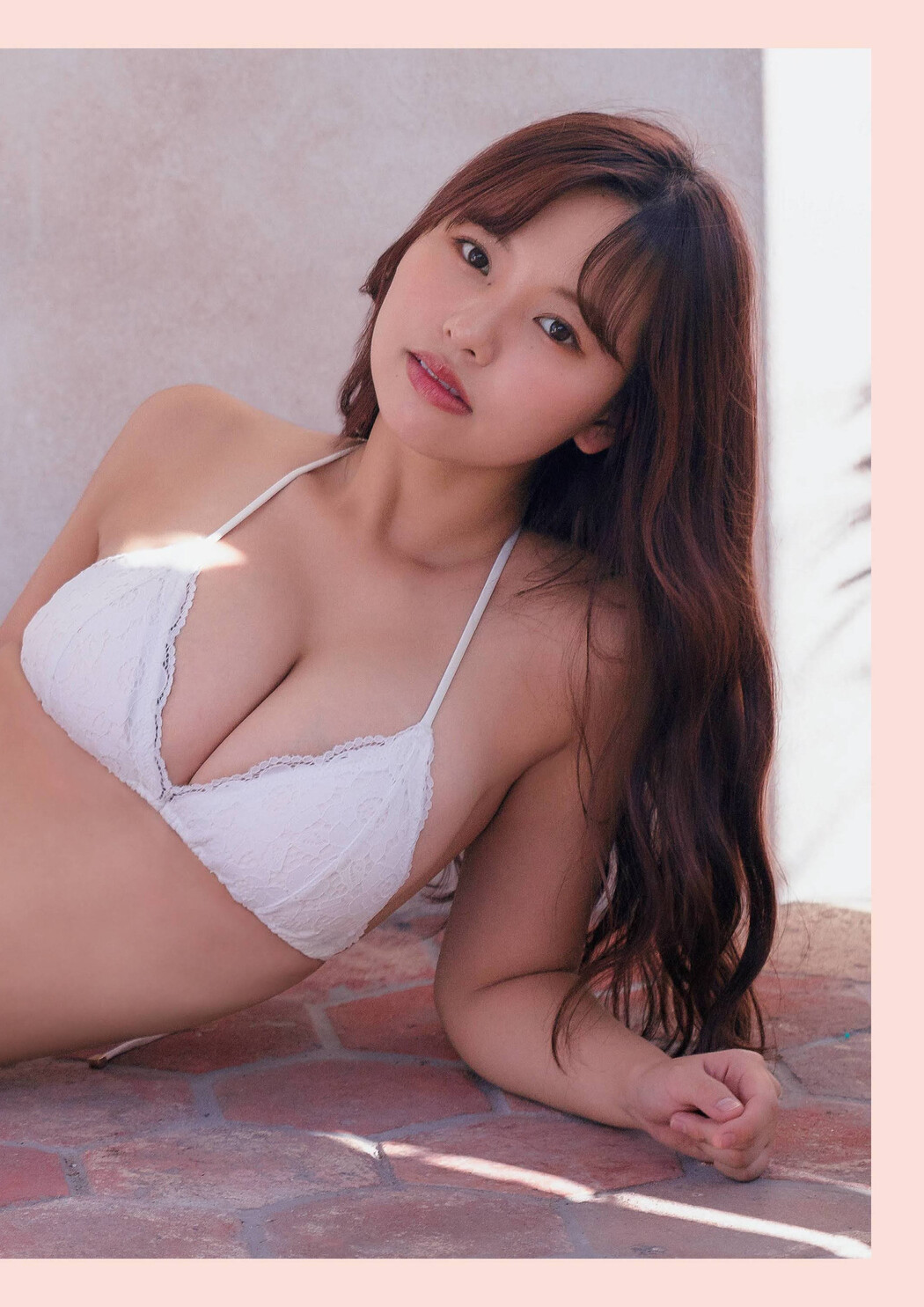 Yuzuha Hongo 本郷柚巴, FLASHスペシャルグラビアBEST 2022年新年号