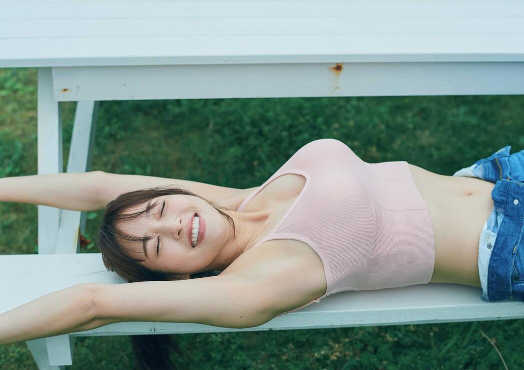 Reina Sumi 鷲見玲奈, Weekly Playboy 2021 No.47 (週刊プレイボーイ 2021年47号)