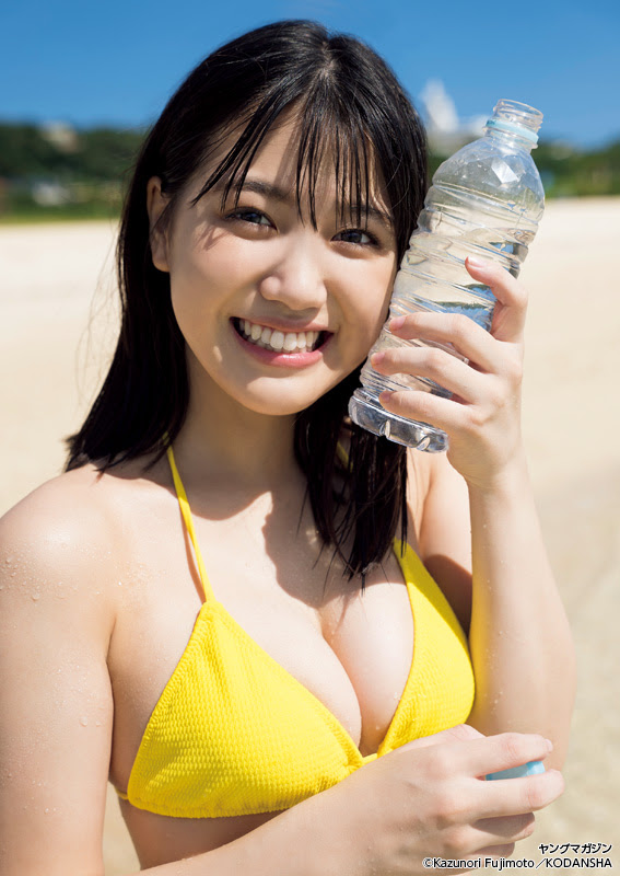 Karen Izumi 和泉芳怜, Young Magazine 2021 No.51 (ヤングマガジン 2021年51号)