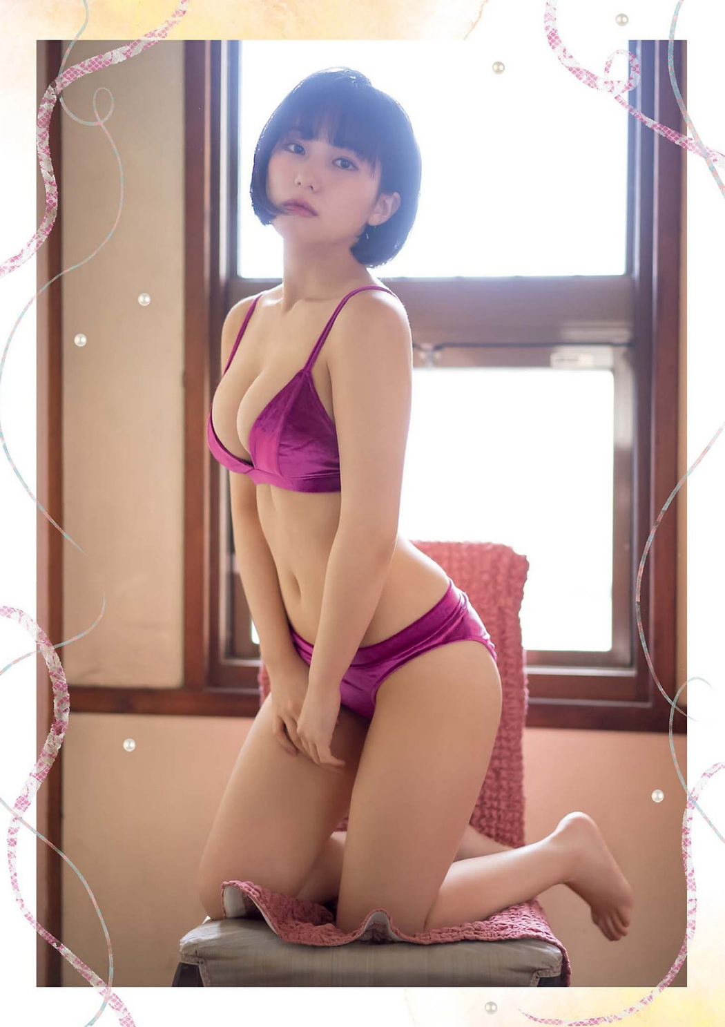 Miku Tanaka 田中美久, Big Comic Spirits 2022 No.19 (ビッグコミックスピリッツ 2022年19号)