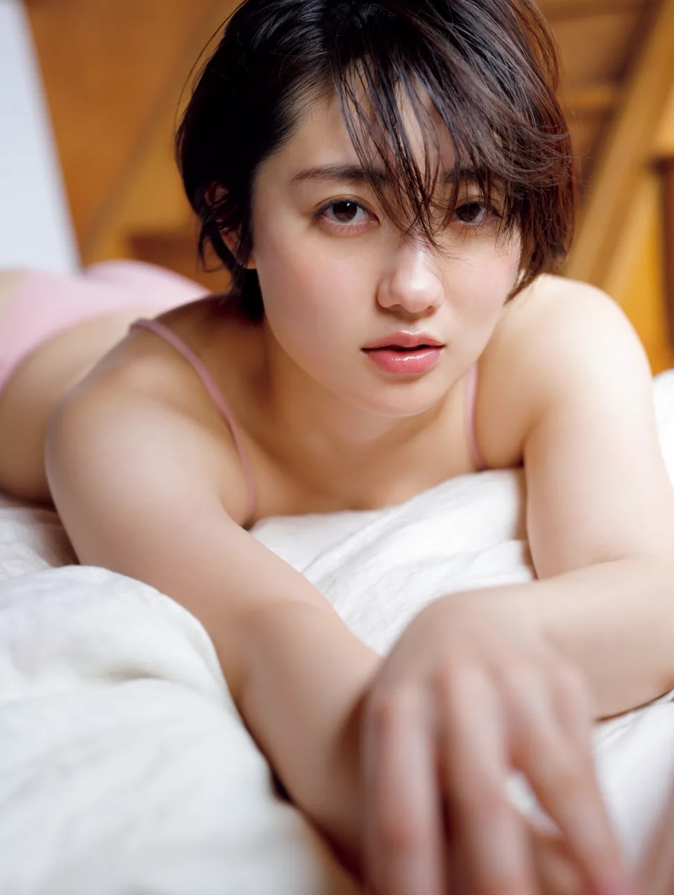 Kazusa Okuyama 奥山かずさ, FRIDAY 2022.04.15 (フライデー 2022年4月15日号)