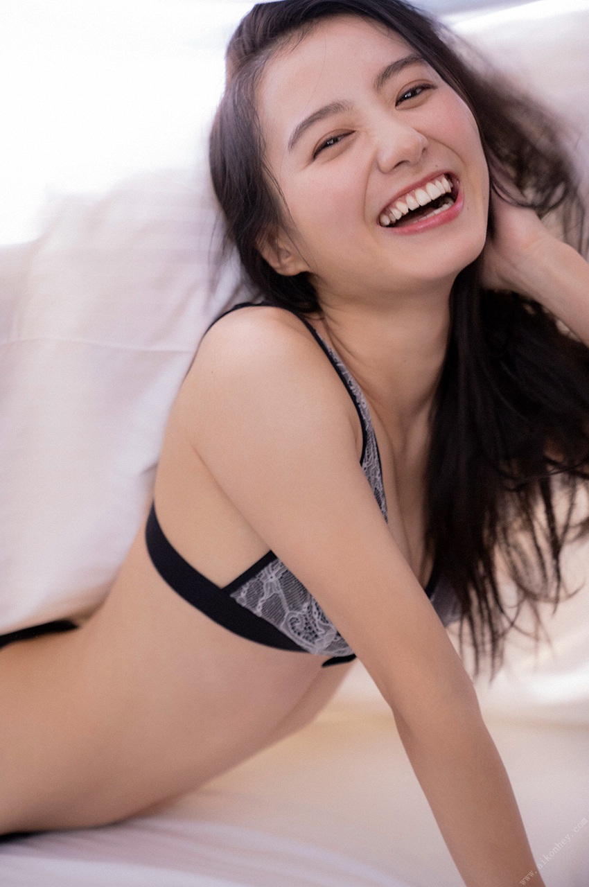 Riho Takada 高田里穂, [WPB-net] ひかり輝く時間の中で Set.04