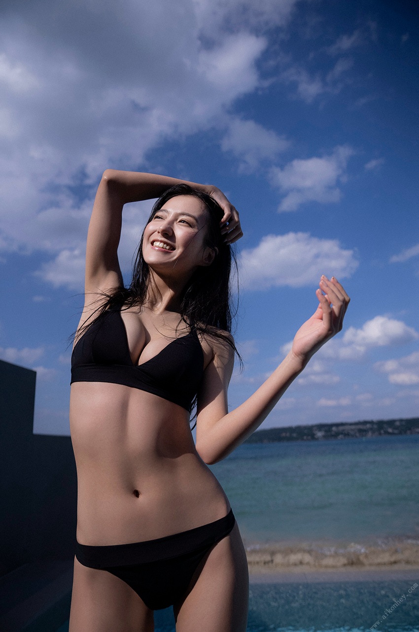 Riho Takada 高田里穂, [WPB-net] ひかり輝く時間の中で Set.04