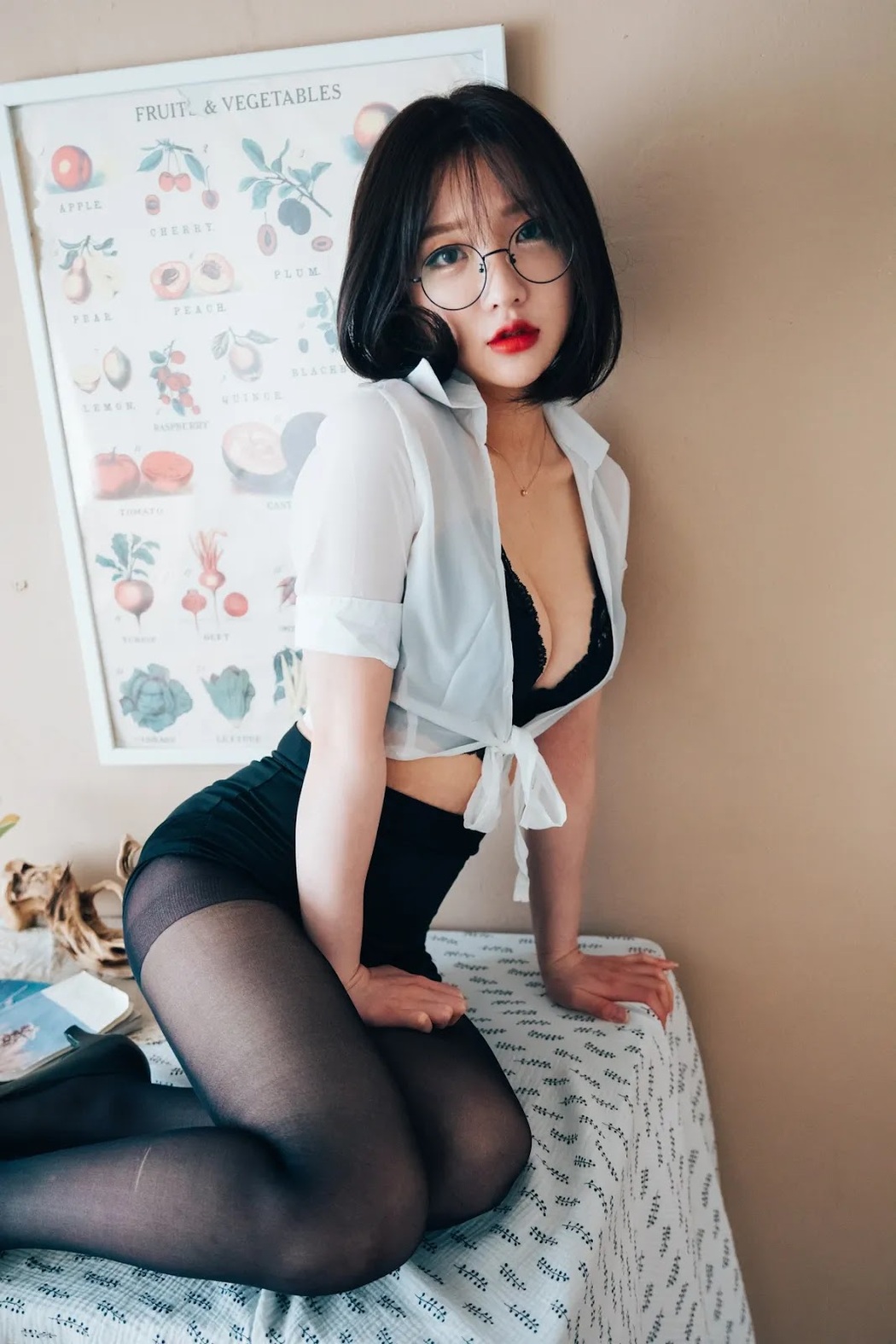 Son Yeeun 손예은, [LOOZY] Officegirl&#8217;s Vacation Vol.01