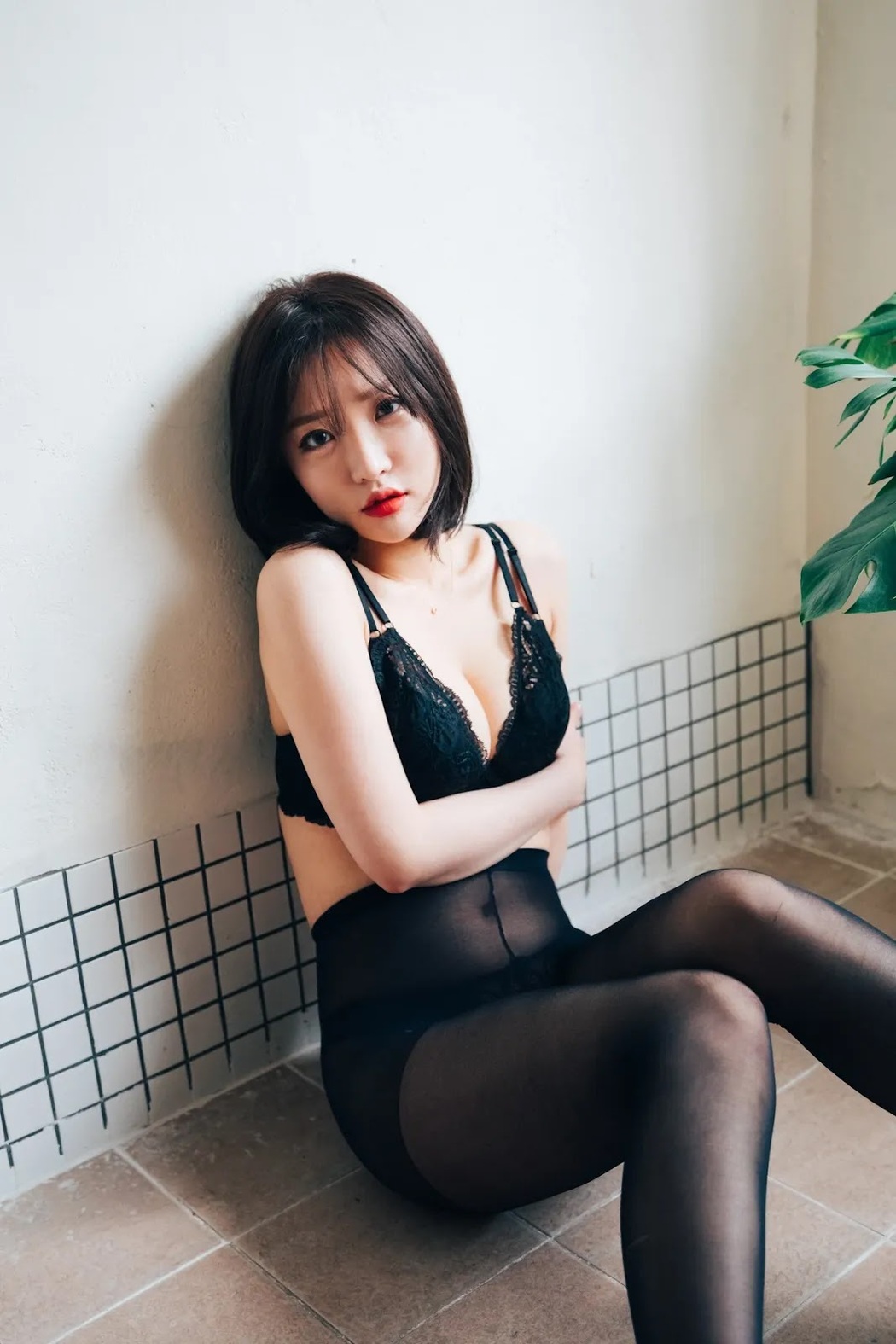 Son Yeeun 손예은, [LOOZY] Officegirl&#8217;s Vacation Vol.01