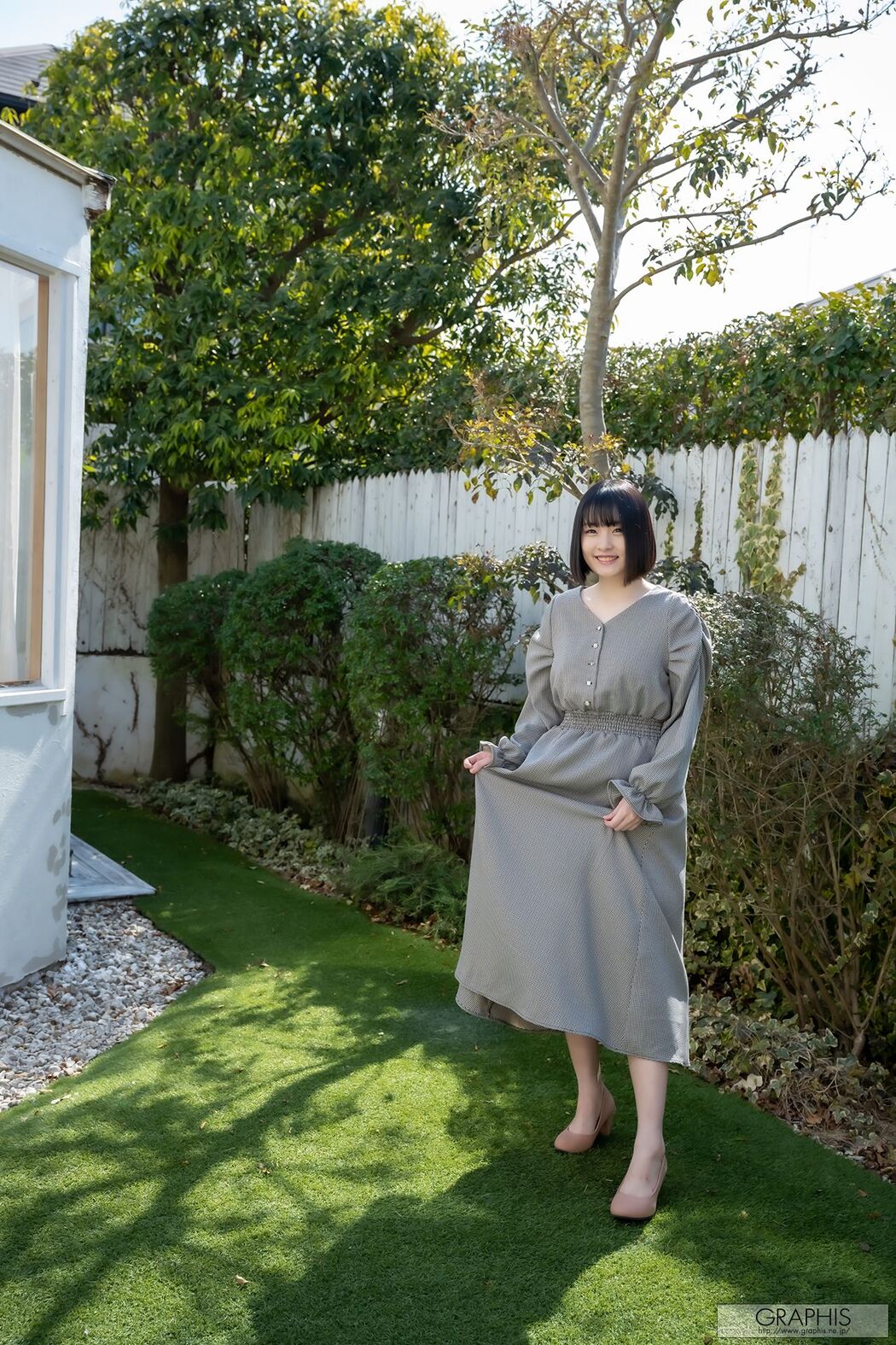 Suzu Akane 愛宝すず, [Graphis] Gals “Artless ” Vol.01 Cover Photo