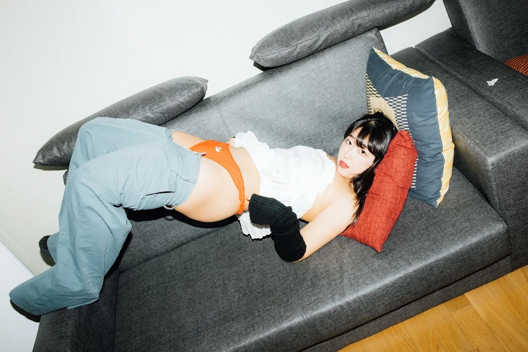 Ji-Eun Lim 임지은, [Moon Night Snap] Weirdness