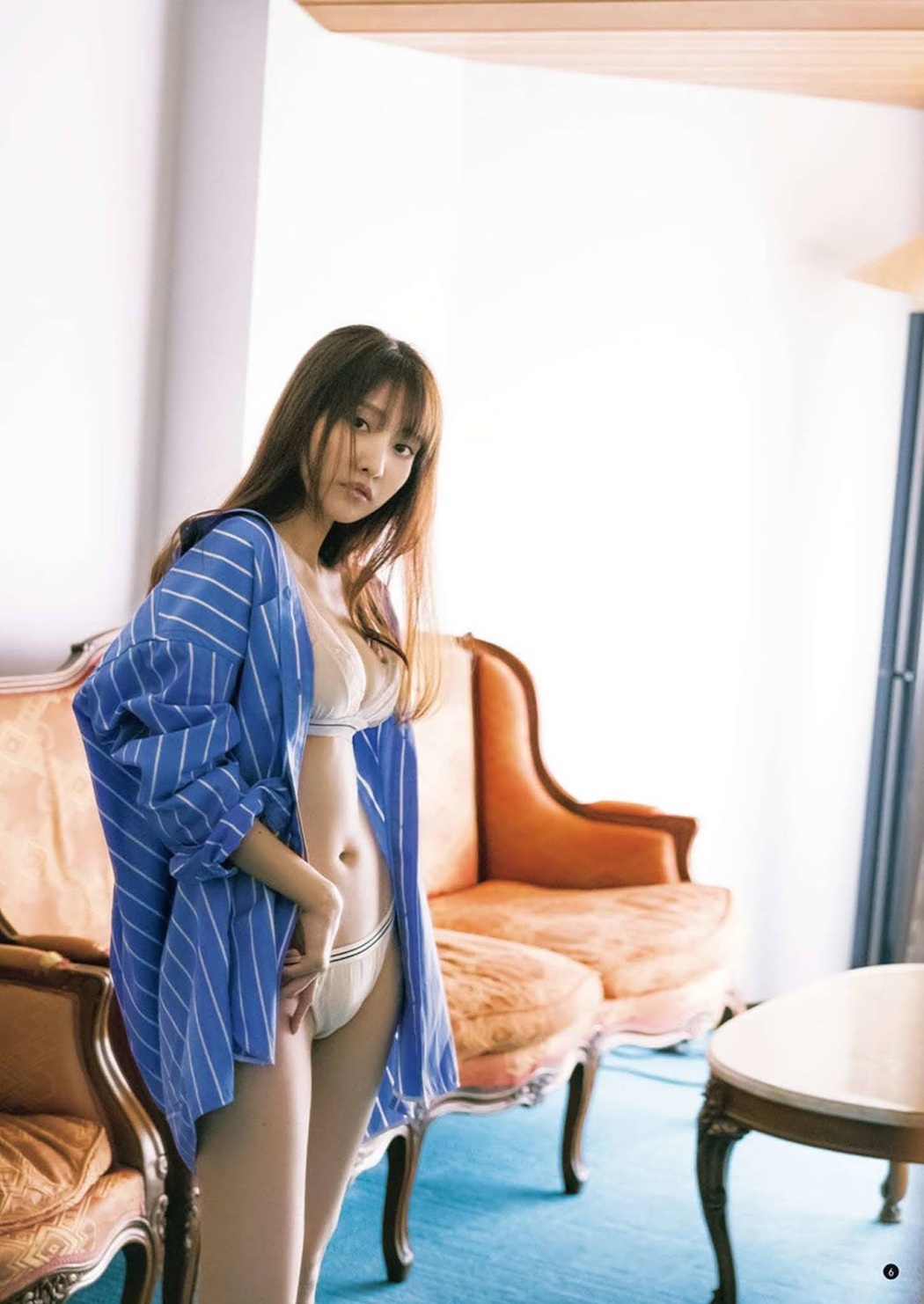 Hinako Sano 佐野ひなこ, Young Champion 2021 No.24 (ヤングチャンピオン 2021年24号)