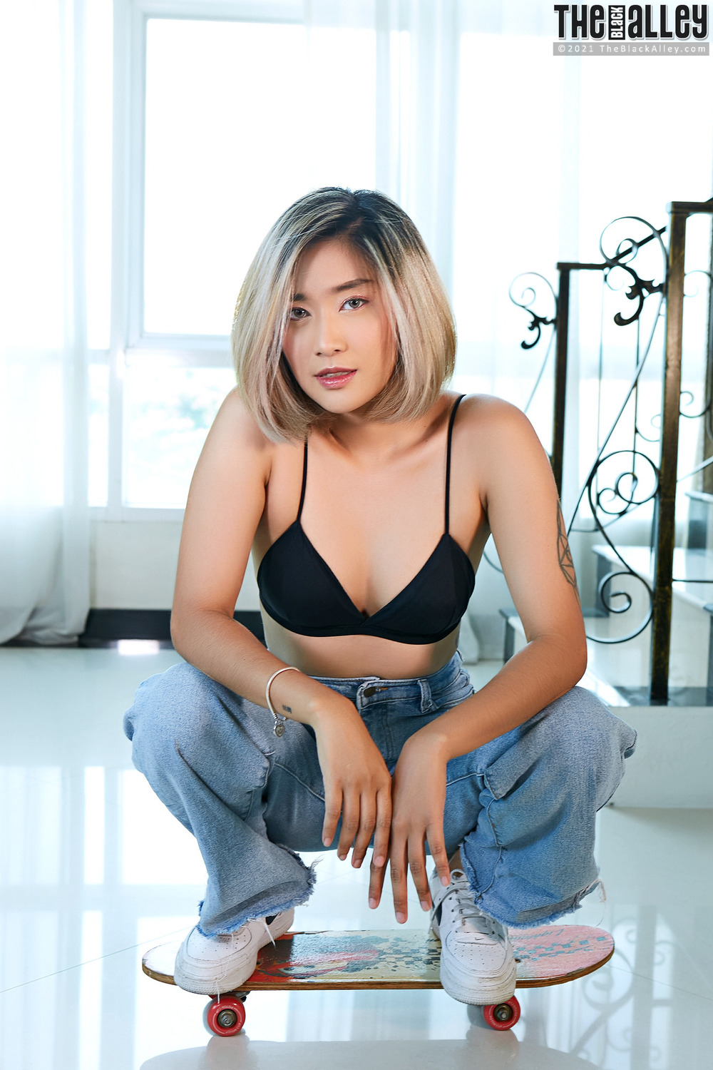 [The Black Alley] Apple Photo Set.128 (2021.04.27)