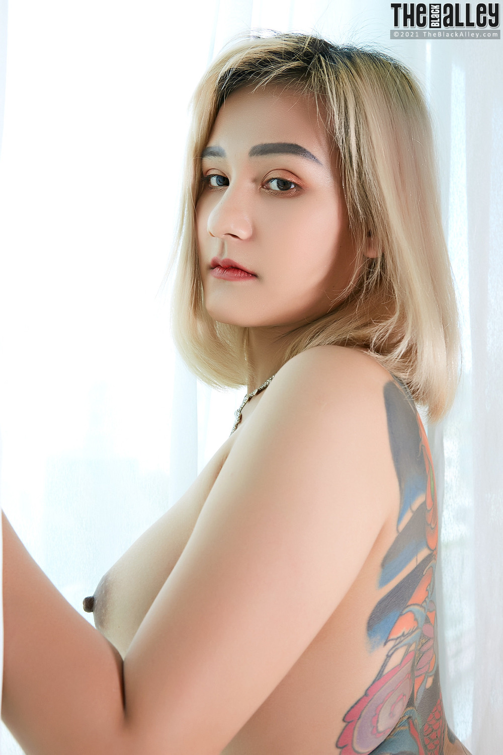 [The Black Alley] Bouquet Photo Set.01 (2021.04.26)