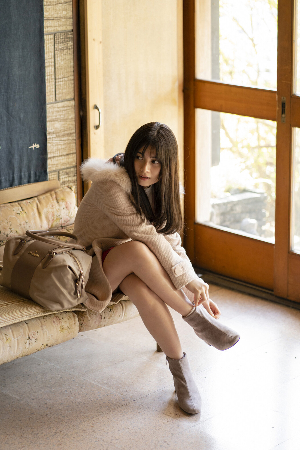 Sakurako Okubo 大久保桜子, FLASHデジタル写真集 戦隊ヒロインと温泉旅行 Set.01