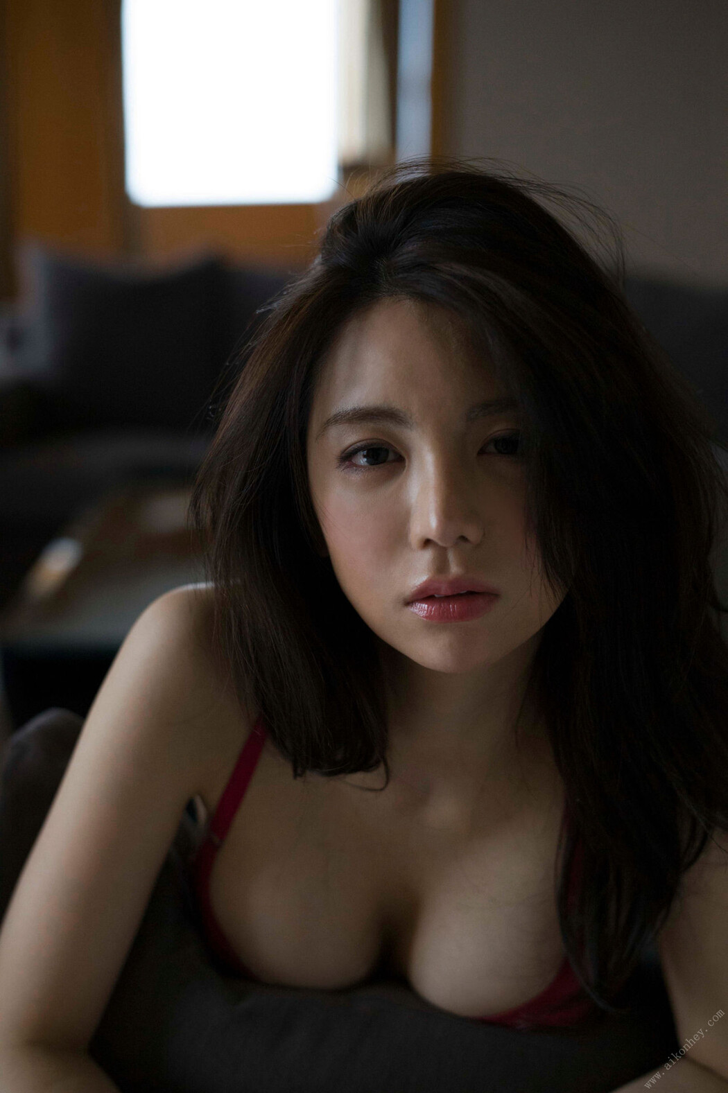 Miu Nakamura 仲村美海, ＦＲＩＤＡＹデジタル写真集 艶めくお姉さん Set.02