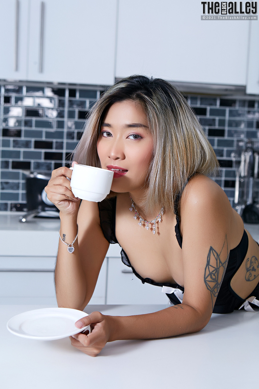 [The Black Alley] Apple Photo Set.134 (2021.05.31)