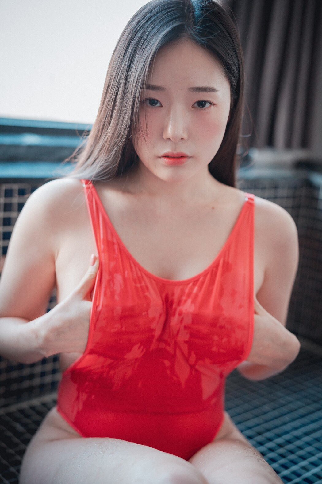 Son Yeeun 손예은, [LOOZY] Christmas Special 2021 Set.01