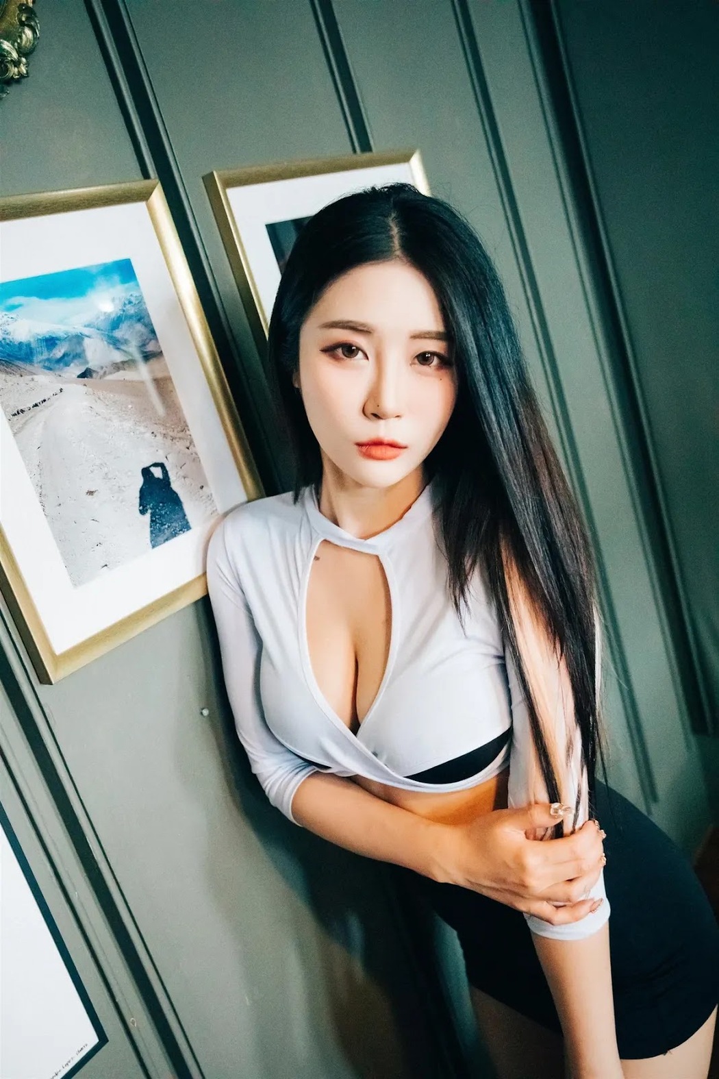 Jeong Bomi 정보미, [LOOZY] Roomate Set.01