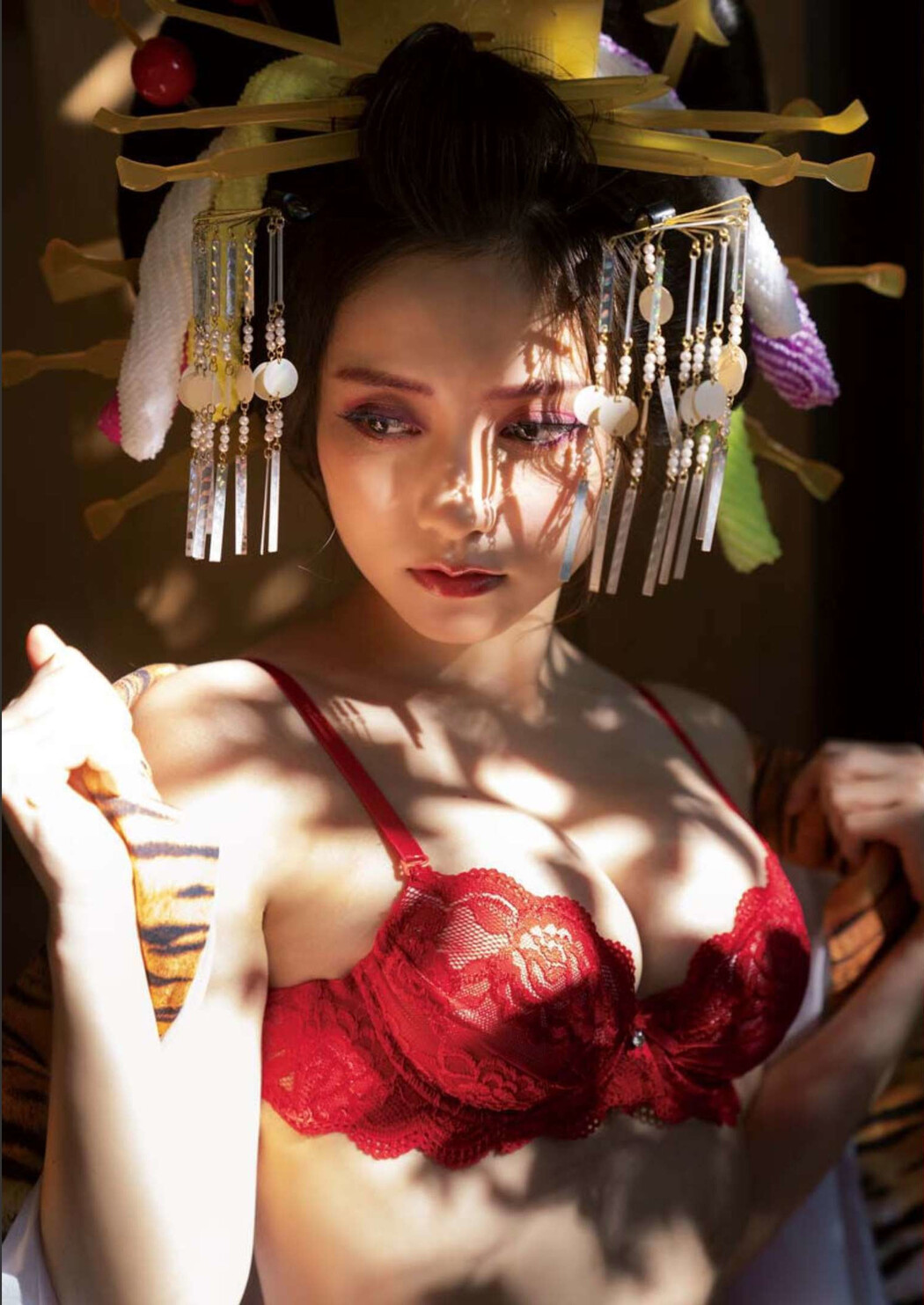 Yuka Kohinata 小日向ゆか, Young Animal 2022 No.06 (ヤングアニマル 2022年6号)