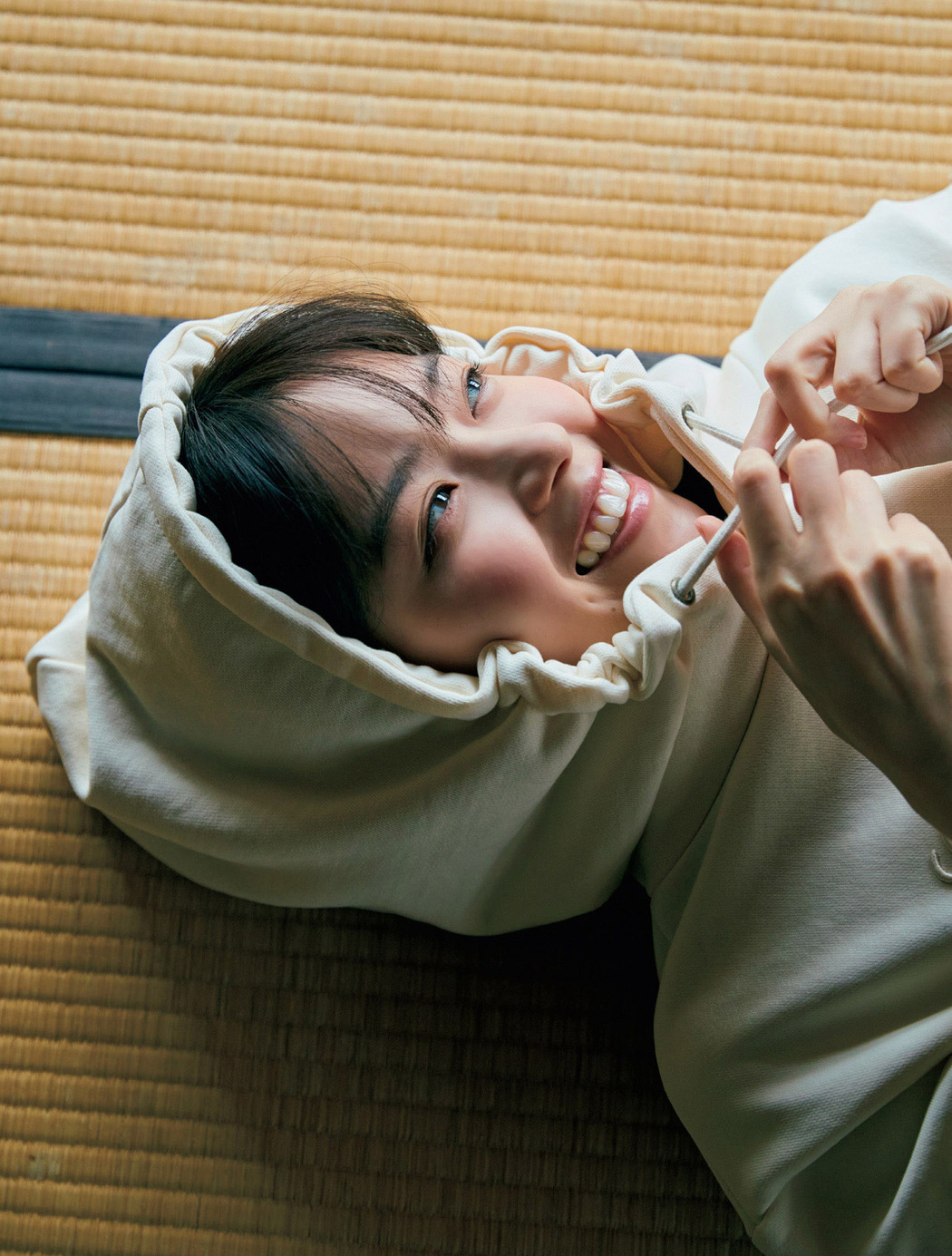 Nanase Nishino 西野七瀬, FLASH 2022.05.10 (フラッシュ 2022年5月10日号)