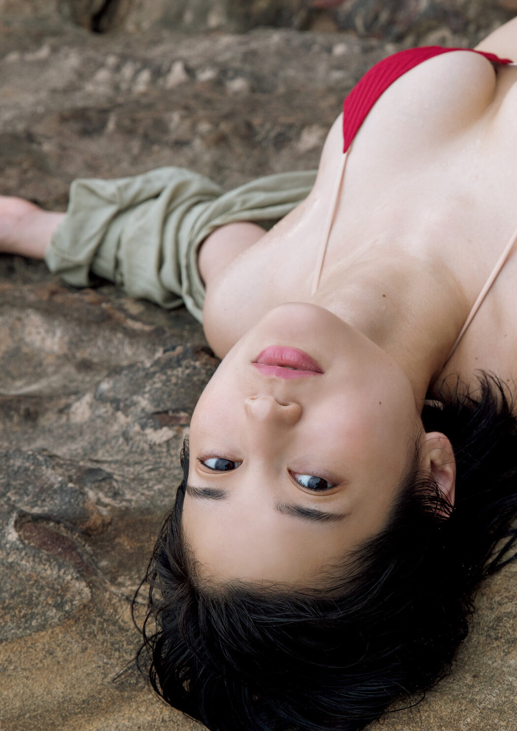 Arisa Deguchi 出口亜梨沙, ファースト写真集 『 EXIT 』 Set.01