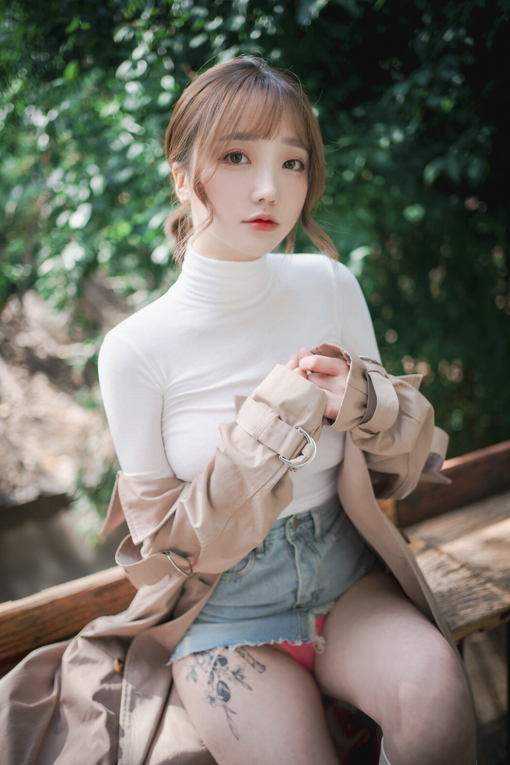 Son Yeeun 손예은, [LOOZY] A Snap of Intimacy Set.01