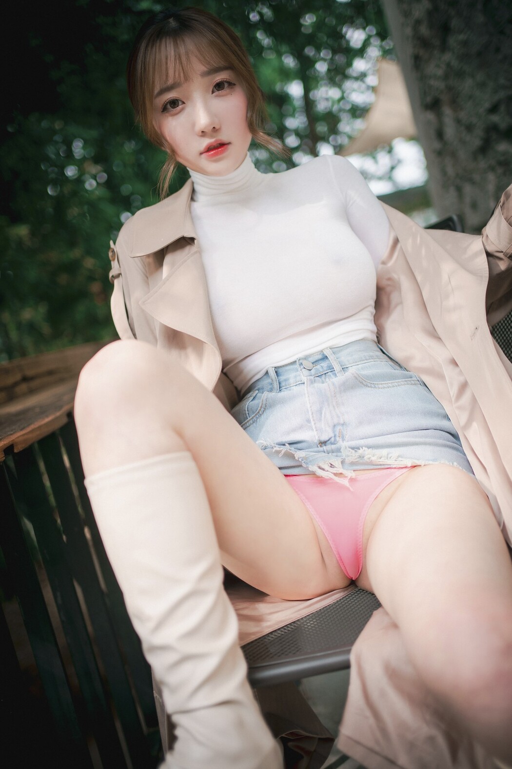 Son Yeeun 손예은, [LOOZY] A Snap of Intimacy Set.01