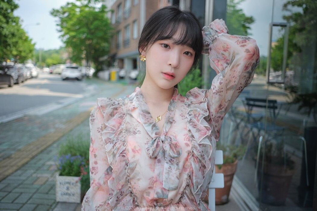 Son Yeeun 손예은, [LOOZY] Convenience Store Part Timer Set.01 Cover Photo