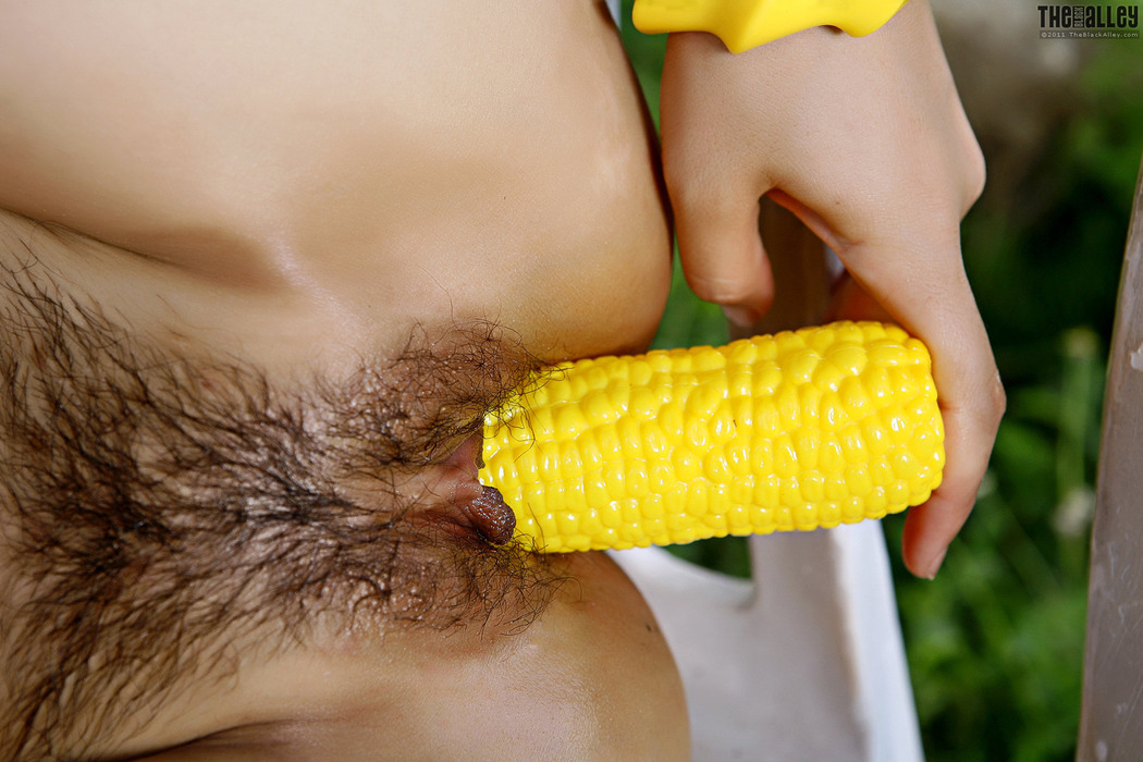 [The Black Alley] Peachy Fay Photo Set.11